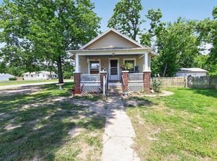 400 NE Burgess St, Topeka, KS 66608