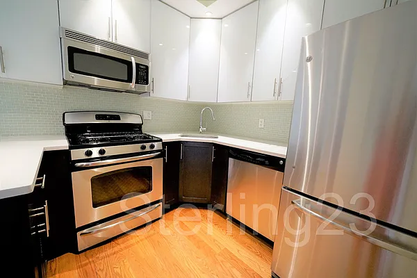 Rented by Sterling Realty Solution Inc | media 35