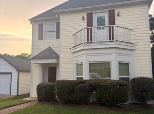 4 Spring Lake Point, Pearl, MS 39208