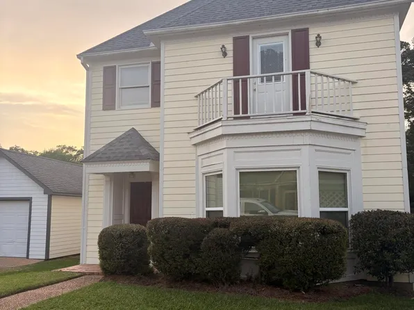 4 Spring Lake Point, Pearl, MS 39208