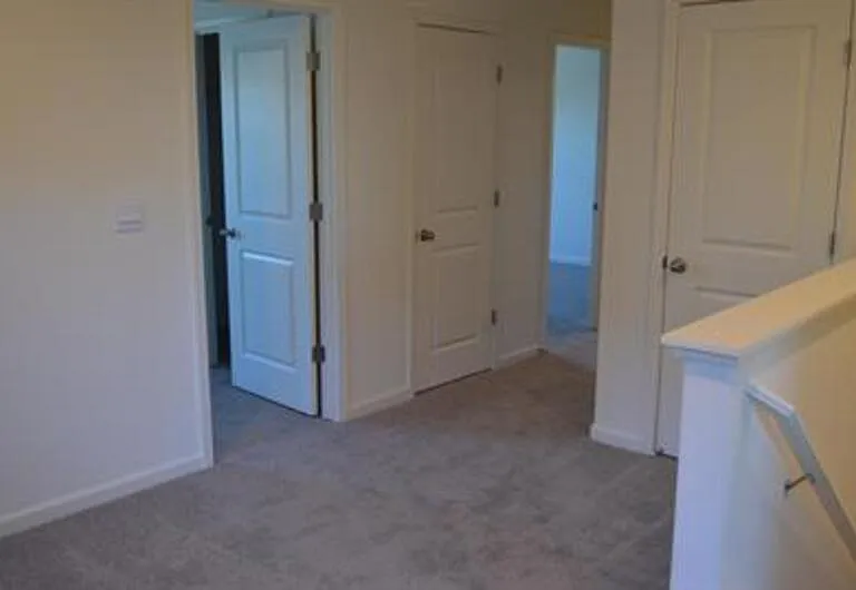 389 Shafer Ave — Photo 13