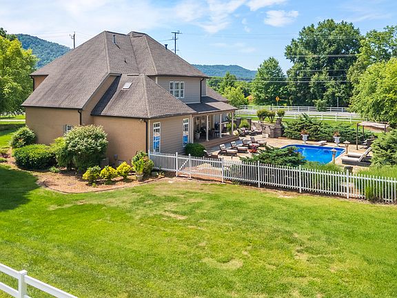 5th image of 2305 Ooltewah Ringgold Rd