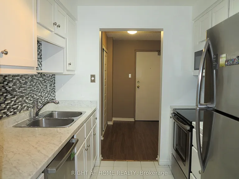 570 Proudfoot Ln #509 — Photo 10