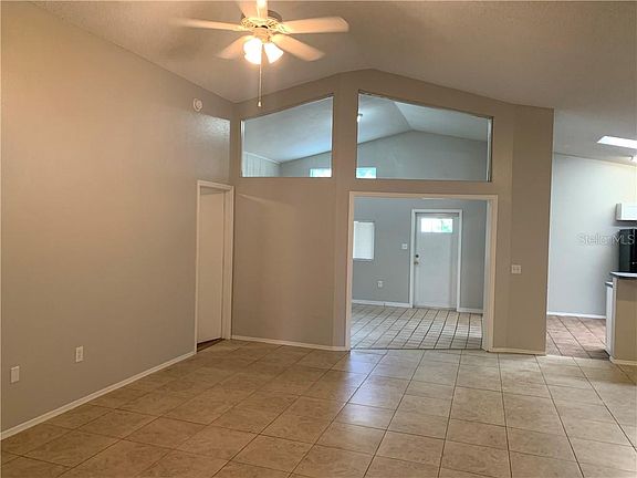 5th image of 3802 Creek Way Ct