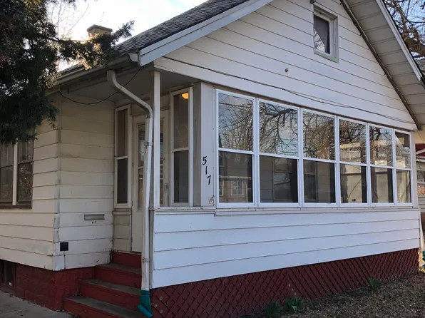 517 Mary St, Peoria, IL 61603