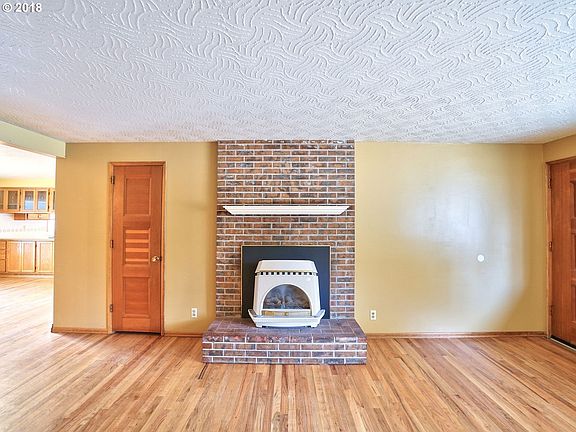 5th image of 15416 SE Sunrise Ct