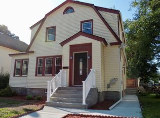 9 Rogers St, New London, CT 06320