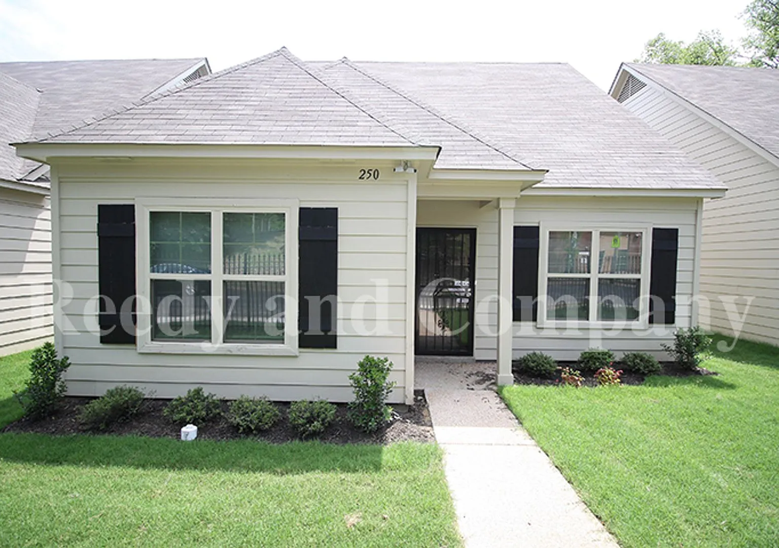 Welcome to 250 N Claybrook Street! — Photo 1