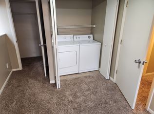 101 W Brunswick Dr APT 21, Dewitt, MI 48820