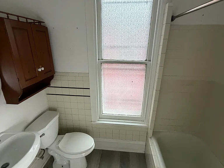 1251 N 10th St #1 — Photo 8