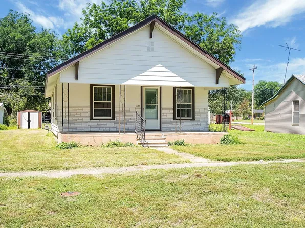 305 S Illinois St, Oxford, KS 67119