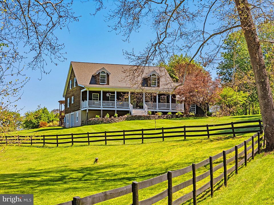 1st image of 18654 Airmont Rd