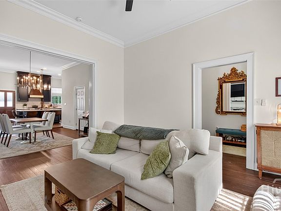 5th image of 214 W Duffy Street