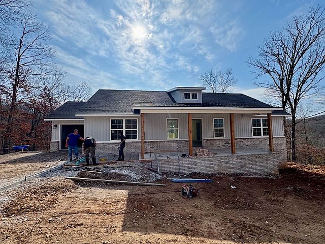 1st image of 11 Clifford Ln