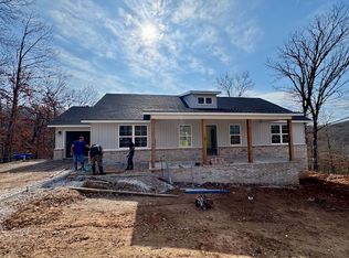 11 Clifford Ln, Bella Vista, AR 72715
