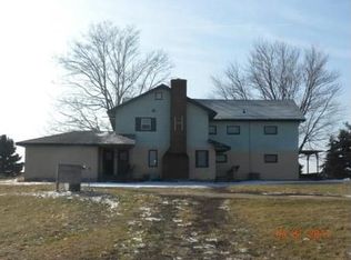 266 Timber Creek Rd, Dixon, IL 61021