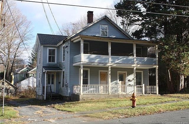 2nd image of 246 Oak St
