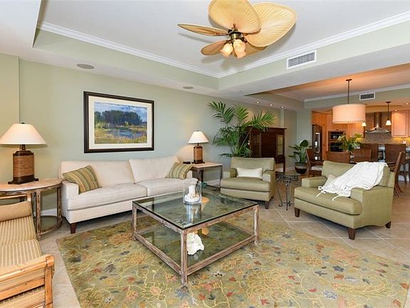 5th image of 1660 Summerhouse Ln Suite 702