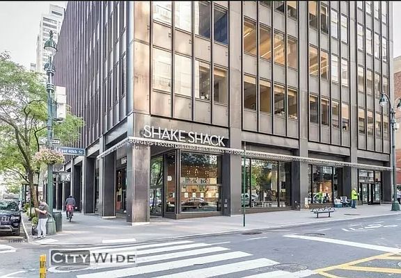 5th image of 463 Lexington Ave #43