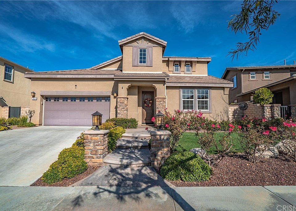 1st image of 24875 Carbon Ln