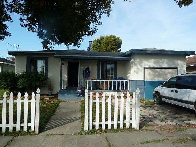 1st image of 2525 Maine Ave