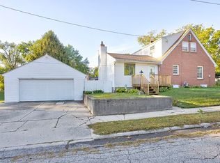504 29th St, Rockford, IL 61108