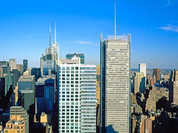 450 West 42nd Street image 22 of 23