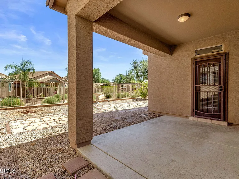 3074 S Southwind Dr — Photo 36