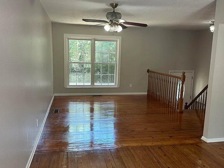 2209 Gibbs Dr — Photo 5