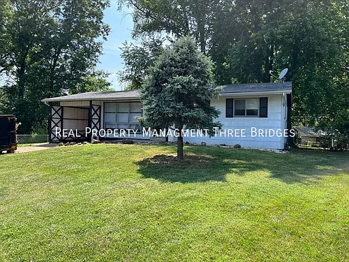 7025 Richwood Ln Photo 1