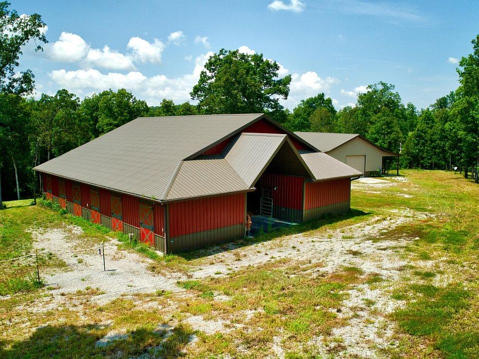 1st image of 594 Crestwood Dr