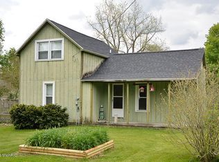 108 W Willow St, Bloomingdale, MI 49026