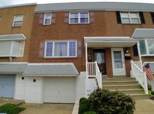 10240 Ambridge Pl, Philadelphia, PA 19114