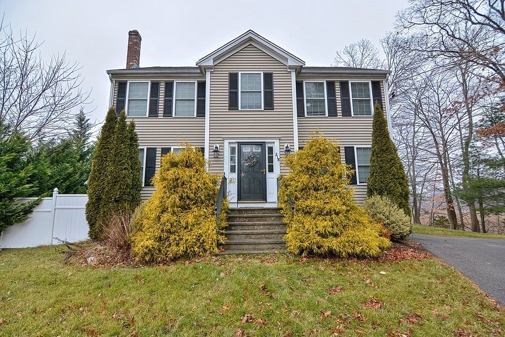 218 White St, Raynham, MA 02767 Zillow