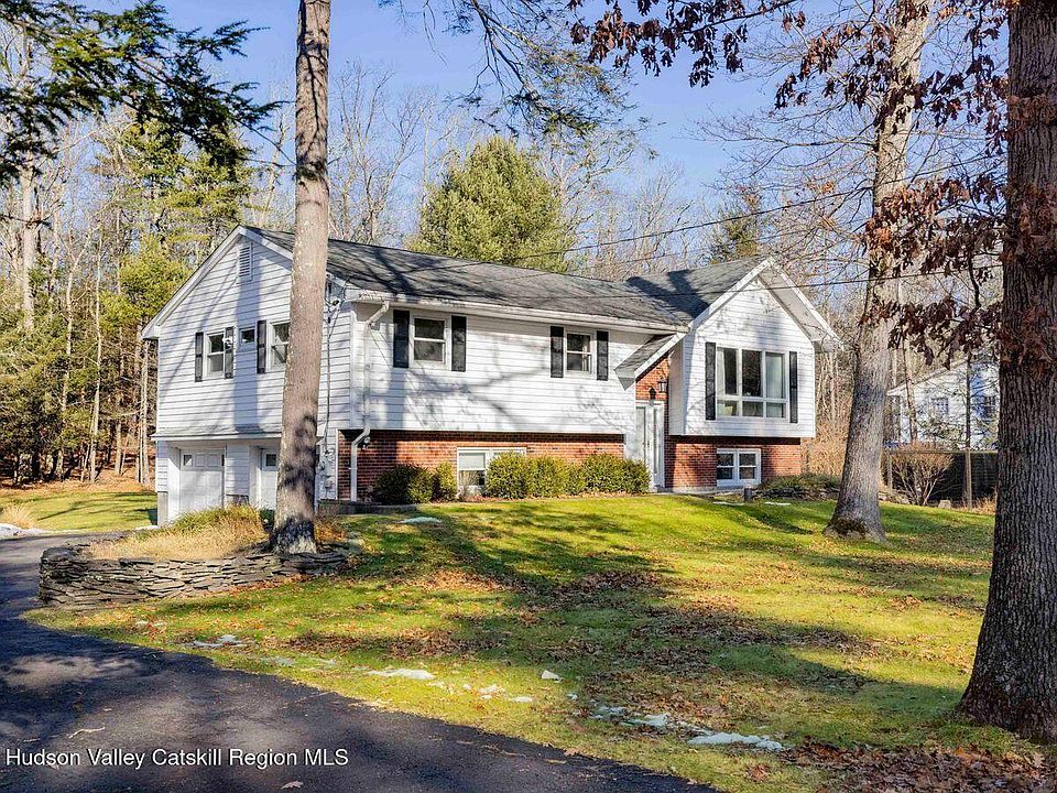 1st image of 46 Whitney Drive