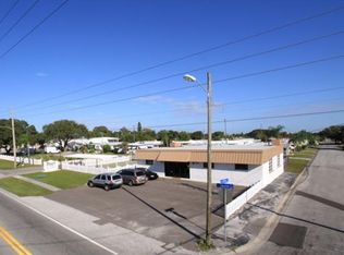 1298 Lakeview Rd, Clearwater, FL 33756