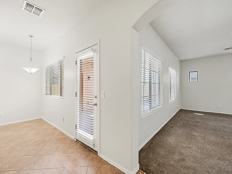 15929 W Custer Ln — Photo 13