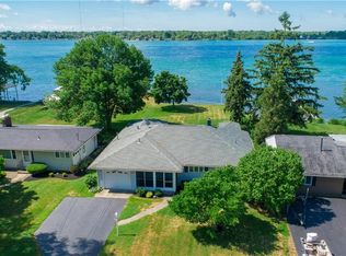 2482 River Rd, Niagara Falls, NY 14304