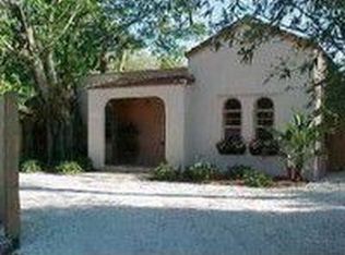 219 Palmetto Rd W, Nokomis, FL 34275