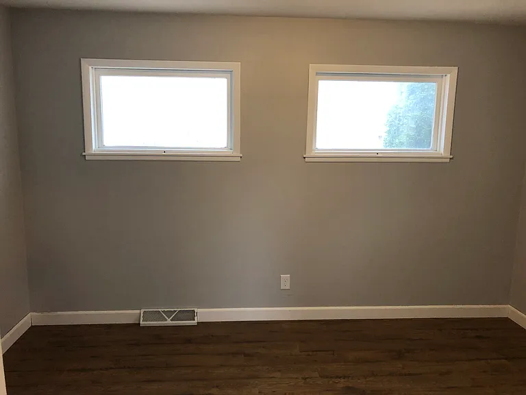 205 Dotson Dr — Photo 12