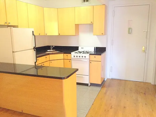 Rented by Property Link Mgmt, LLC | media 34