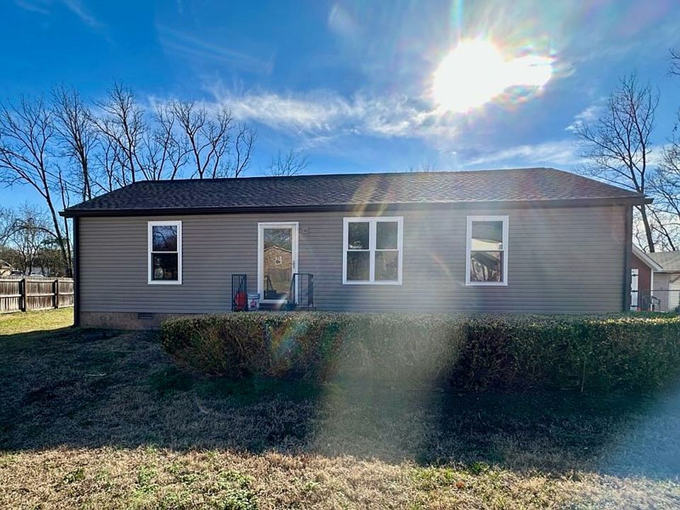1st image of 4823 Shadowlawn Dr