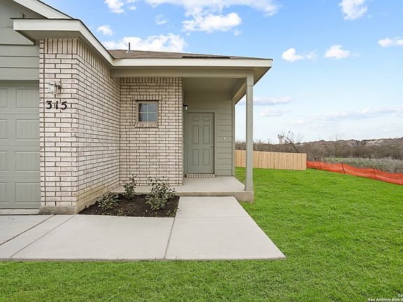 2nd image of 315 Cowboy Knoll