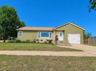 122 W Vine St, Argonia, KS 67004