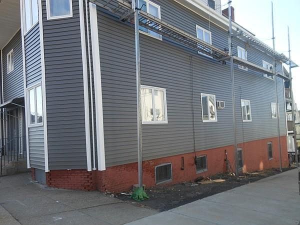 2nd image of 262 Main St #1