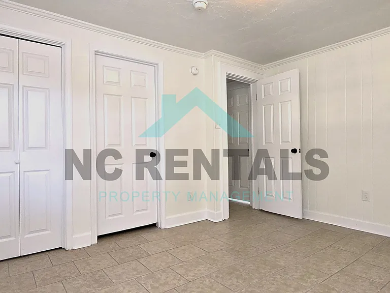 312 Walter Chambers St — Photo 21