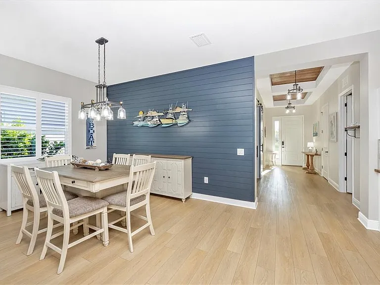 18805 Valleta Ave — Photo 20