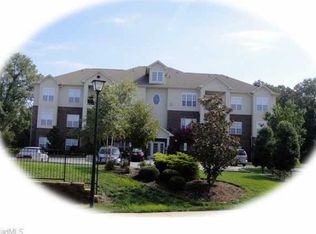 100-1D Lennox Dr, Jamestown, NC 27282