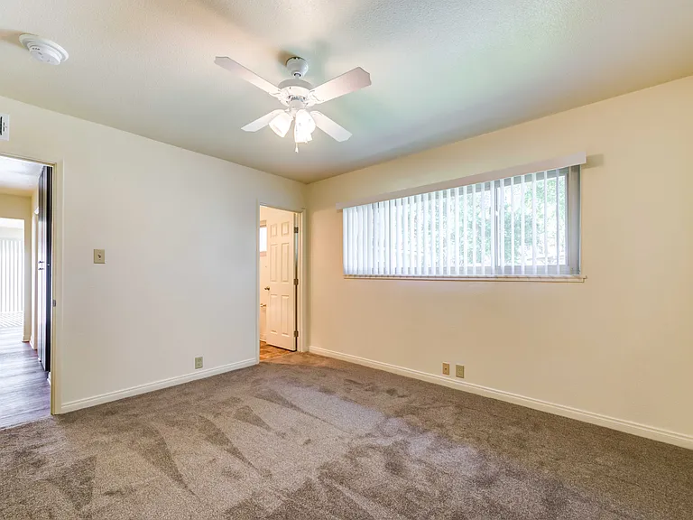 Santa Rosa - Military Housing — Photo 8