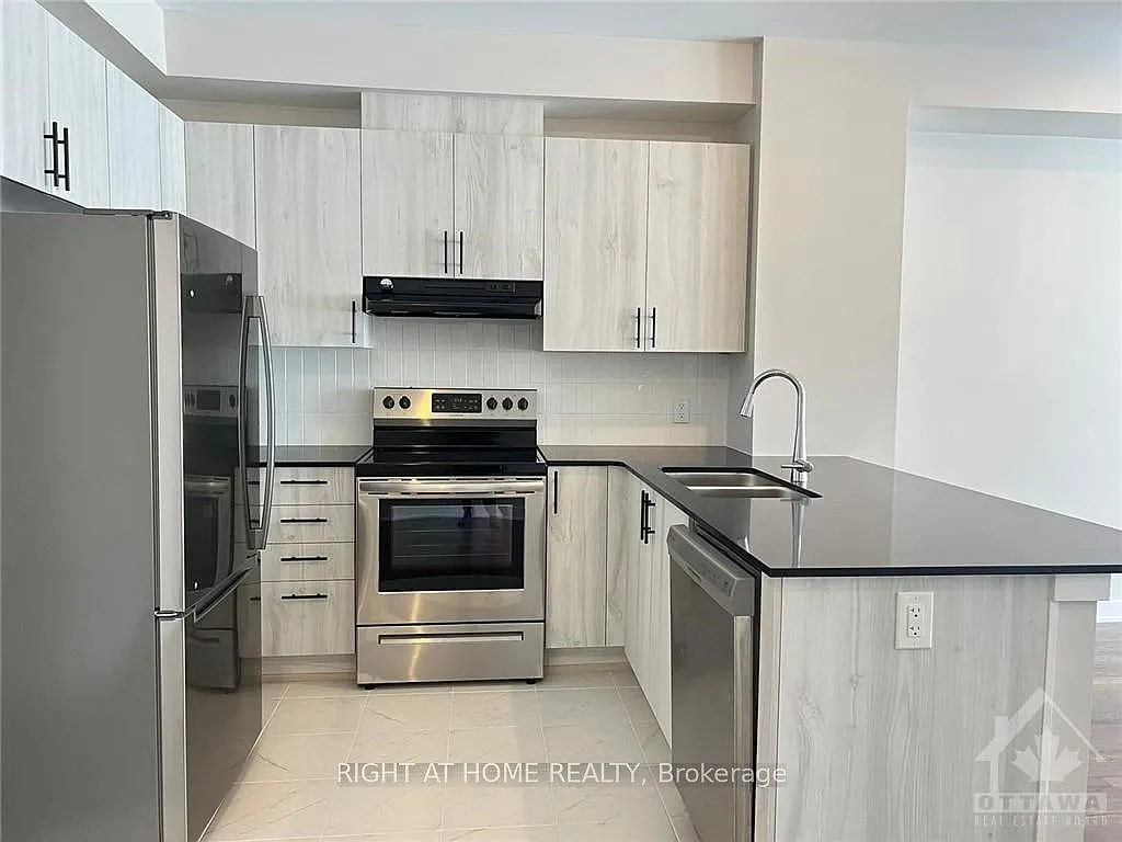 3 bed, $2,550 — Photo 3